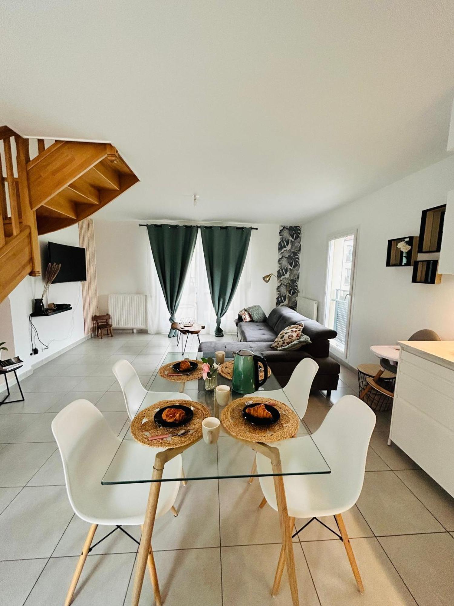 Disneyland Paris Familly Appart - 7 Minutes Disney - Parking - Wifi Chessy  Exterior foto